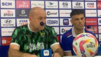 Persib Punya Lapangan Latihan Sendiri, Bojan Hodak: Ini Luar Biasa