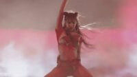 Penampilan Mengejutkan Lisa di Coachella untuk Usia 18+ Bikin Fans Tersipu
