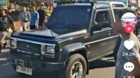 Viral Mobil Rocky Lawas Kena Amuk Warga Depok Saat CFD