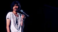 Kharisma Duta Sheila On 7 Tak Luntur! Video Usai Salat Idul Adha Viral, Netizen: Makin Tua Makin Ganteng!
