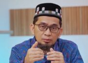 Ustaz Adi Hidayat Ajak Taubat Nasional, Begini Cara yang Dianjurkan