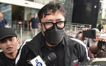 KPK Sita Uang Ratusan Juta hingga Sejumlah Dokumen dari Rumah Ono Surono