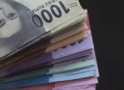 Rupiah Terus Melemah ke Rp 17.948 seiring Tekanan Ekonomi Global Imbas Lonjakan Harga Minyak