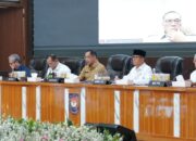 Kendalikan Inflasi, Mendagri Tito Minta Pemda Waspadai Kenaikan Harga Ayam, Telur, dan Beras