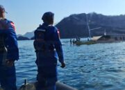KM Yukai Tabrak Karang dan Tenggelam di Labuan Bajo, 13 Wisatawan Selamat